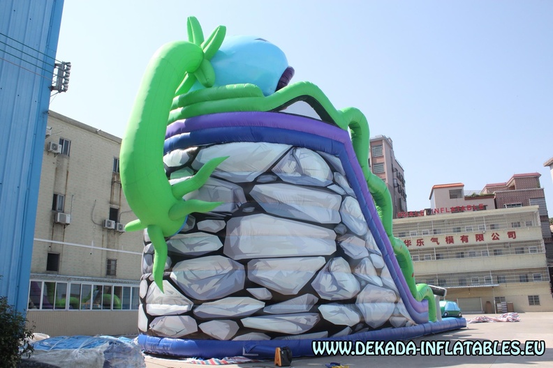 plant-attack-inflatable-slide-for-sale-dekada-croatia-2.jpg