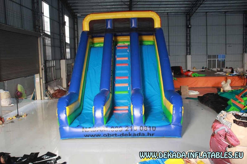 big-blue-slide-inflatable-slide-for-sale-dekada-croatia-2.jpg